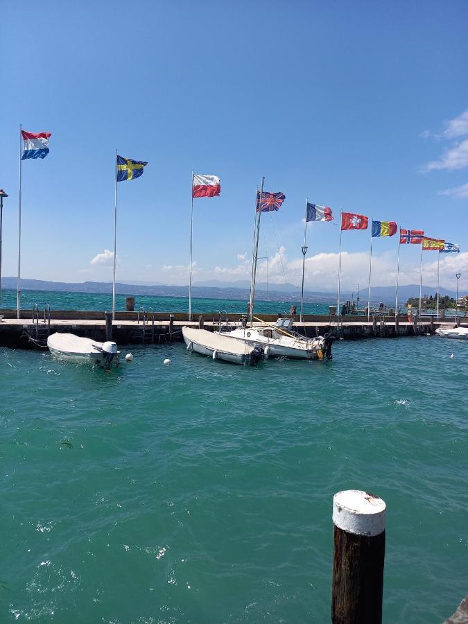 Il Nido Della Civetta Villa Sirmione Buitenkant foto